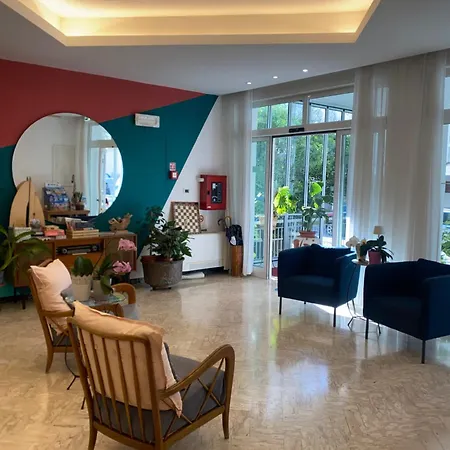 St. Moritz Hotel 3*